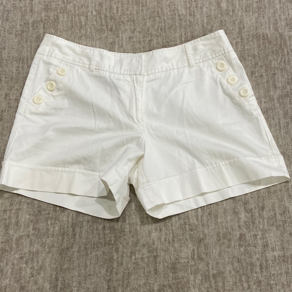 𝅺INGREDIENTS White Shorts